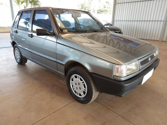 FIAT UNO 1.0 IE MILLE EX 8V GASOLINA 4P MANUAL FIAT UNO 1.0 IE MILLE EX 8V GASOLINA 4P MANUAL